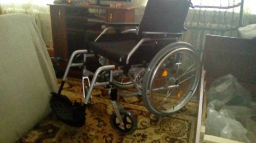 Инвалидная коляска продам