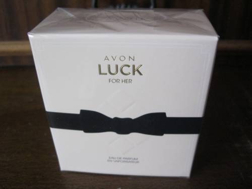 парфюмерная вода для нее avon LUCK