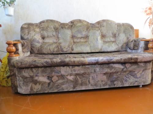 Продам замечательный  диван