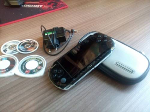 Продам PSP в комплекте