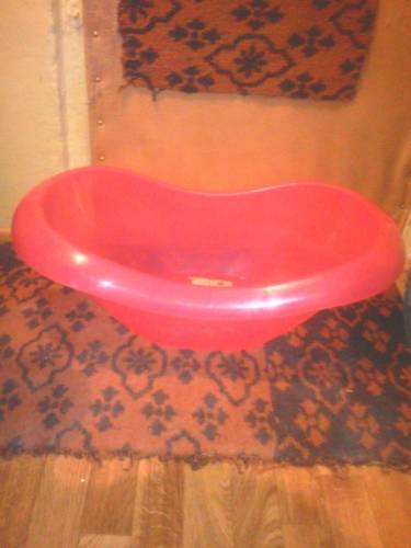 ванна розовая рисунок мишки и круг для купания от 3-12кг