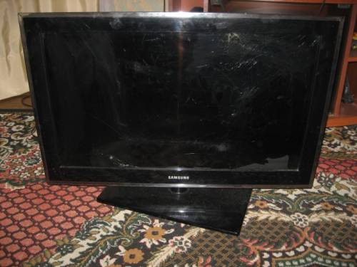 Продам телевизор Samsung LE32D550K1W