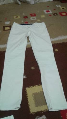 джинсы брюки белые