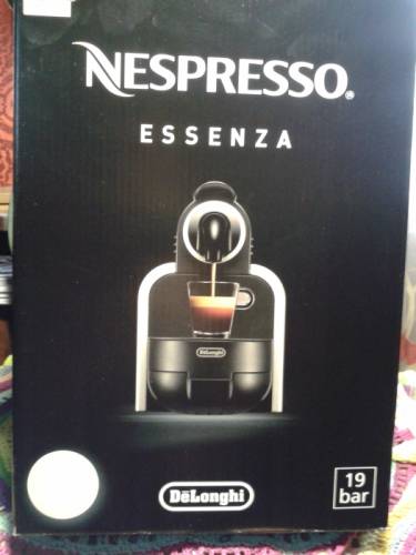 Кофемашина Nespresso  esserza