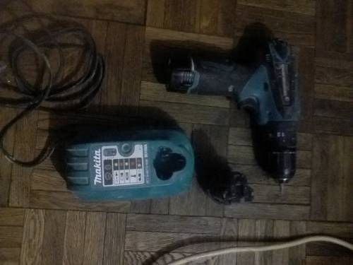 Шуруповёрт Makita HP330D