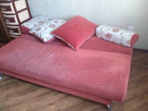 Продаю диван недорого