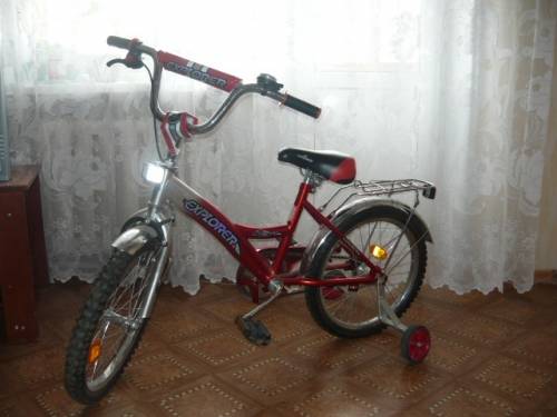 Продаётся детский велосипед.