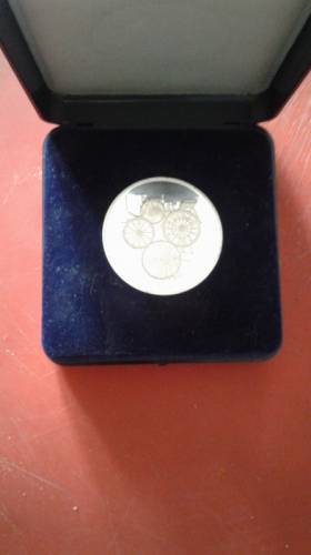Сувенирно-юбилейная медаль 100 лет Мерседес