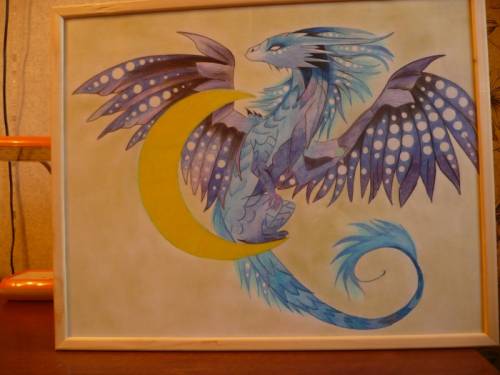 Продаю картину “дракон на полумесяце“.