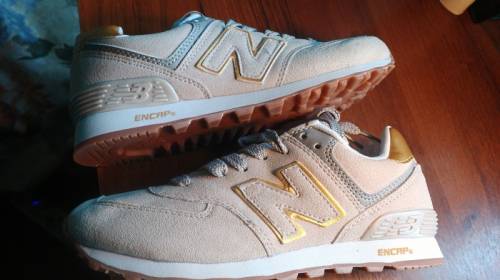 Новые кроссовки New Balance 