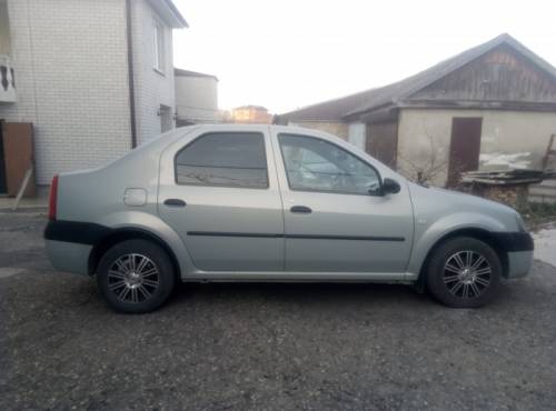  › Модель ­ Renault Logan