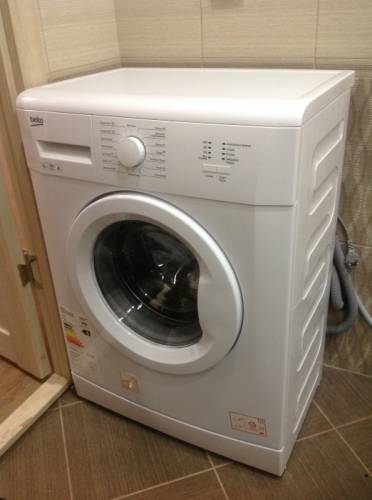 продам Стиральная машина BEKO WKB 61001 Y