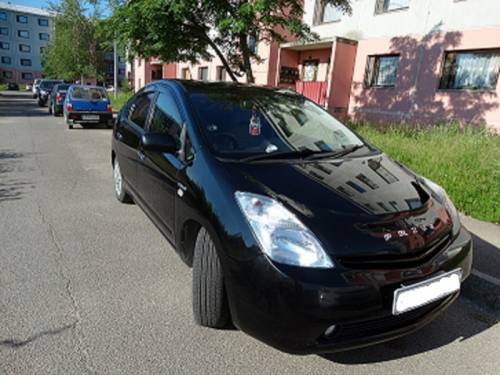  › Модель ­ Toyota Prius