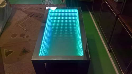 Продам 3-D столик (эффект бесконечности) подсветка
