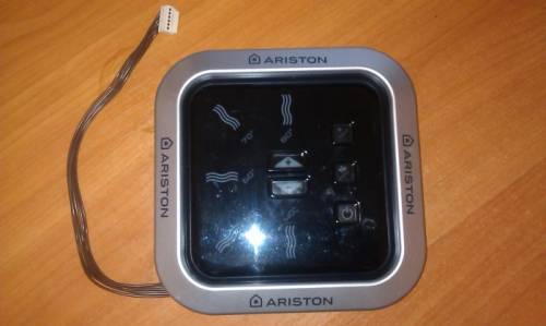 Дисплей управления Ariston 100 л
