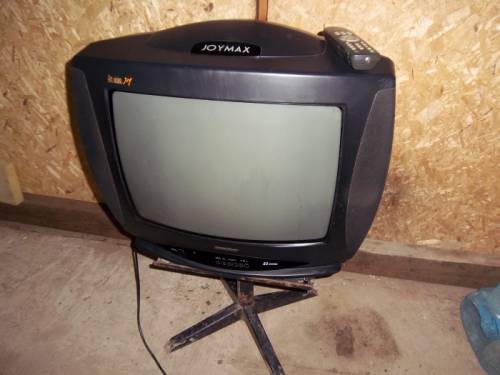 телевизор LG 21
