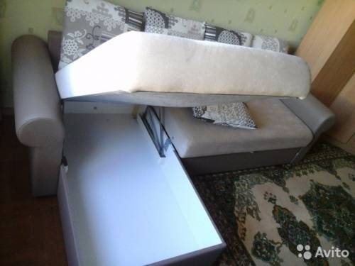 Продаю раскладной диван с коробом для белья