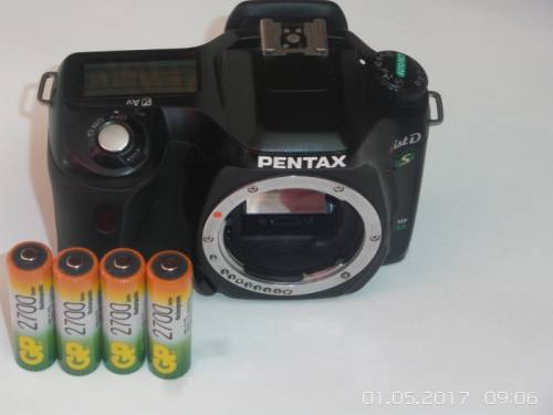 Pentax ist DS