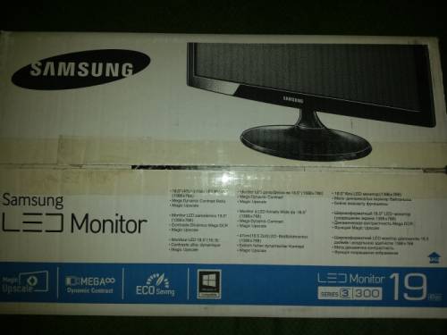 монитор Samsung Led 3 Series 19“