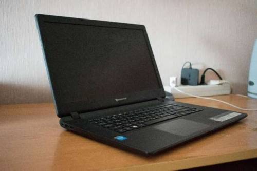 Продам ноутбук packard bell