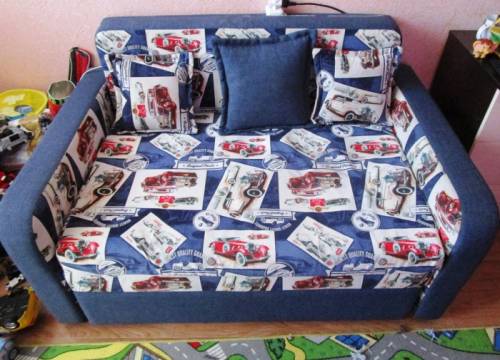 Продам детский диван