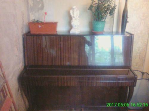  пианино Заря продам