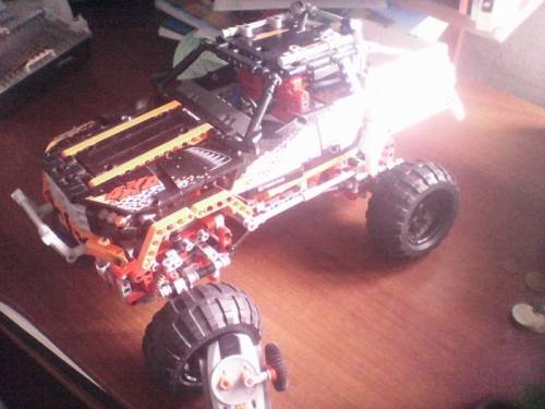 LEGO Technic СУПЕР ВНЕДОРОЖНИК 4x4 (9398)