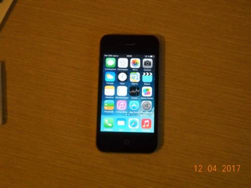 Продам iPhone 4