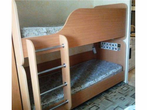 Продам двухъярусную кровать 