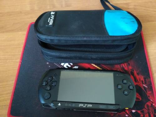 Psp E1008  .......