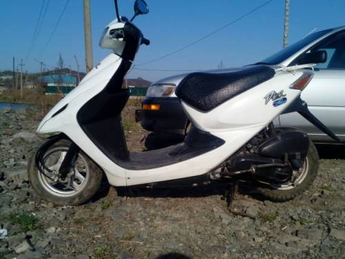 Мопед Honda Dio 