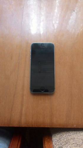 Продам IPhone 5s 32Gb