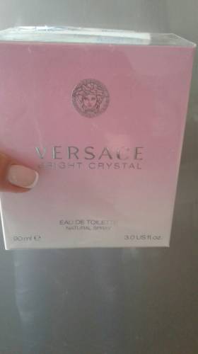 Продам туалетную воду Versace bright crystal 90мл.