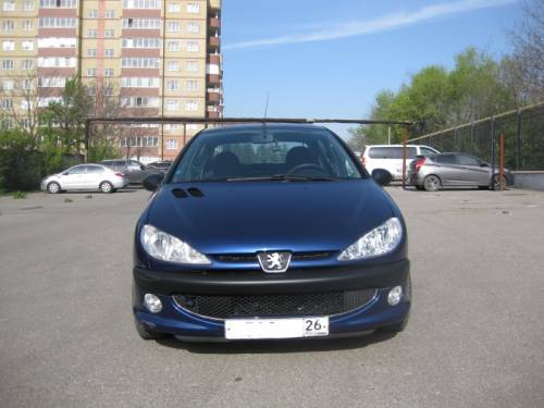  › Модель ­ Peugeot 206