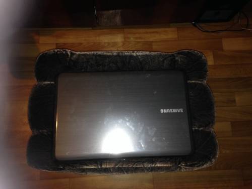 Продам Samsung r525