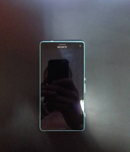 Продам Sony Xperia z3 compact 