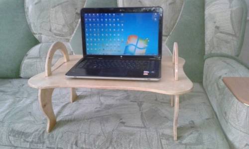 столик для  ноутбука