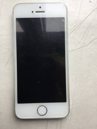 Продам IPhone 5s 16Gb  недорого