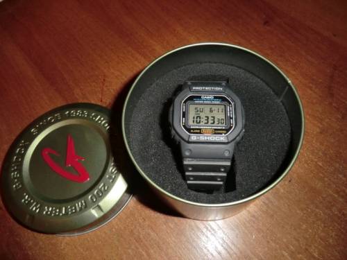 Часы casio G-shock модель DW-5600 .модуль-3229.водонепроницаемость20 Бар(200м).