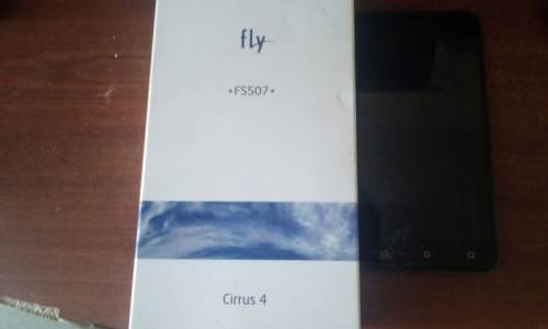 Продам телефон Fly FS507 Cirrus4