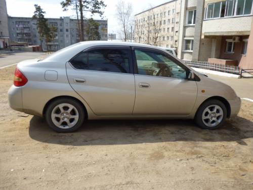  › Модель ­ Toyota Prius