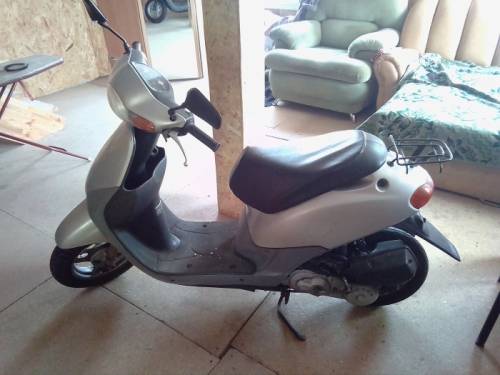 скутер Honda Dio