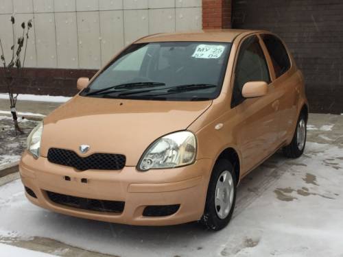  › Модель ­ Toyota Vitz