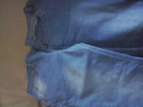  продам джинсы голубые 30 размера Esvalo denim и  Armani
