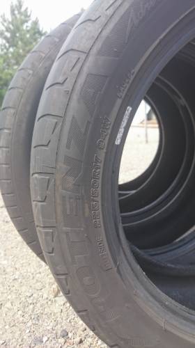 Продам летние  шины bridgestone potenza R17 225/50