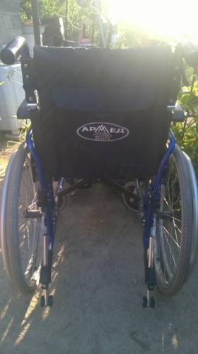 продам недорого инвалидную коляску