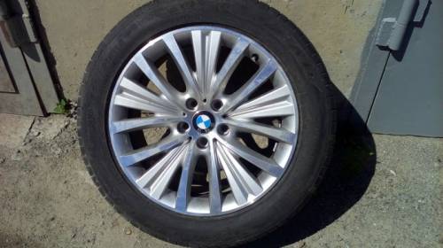 продается комплект из 4 колес Goodyear 255/50 R19 на литых дисках для BMW X5