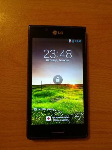 Продам телефон LG P705