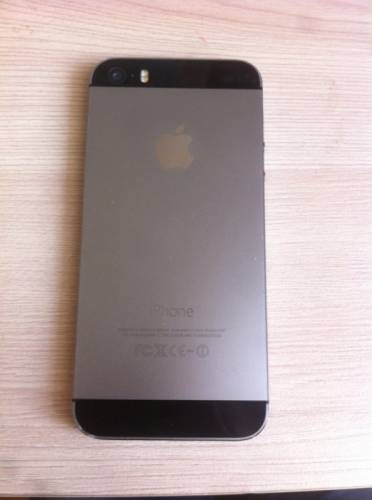 iPhone 5s 16gb черный