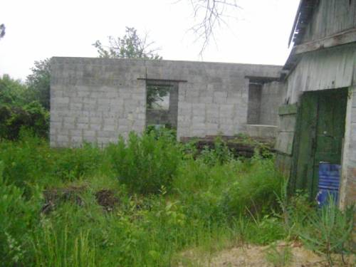 продам земельный участок с постройкой